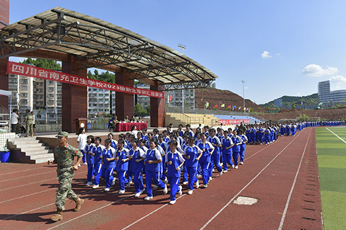 軍訓展風采 希望向未來